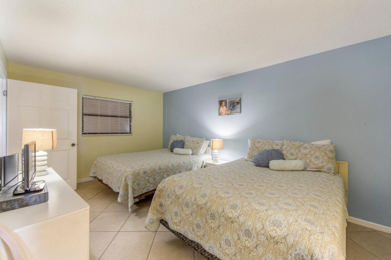 407 Beach Place Condos St. Pete Beach Esterno foto