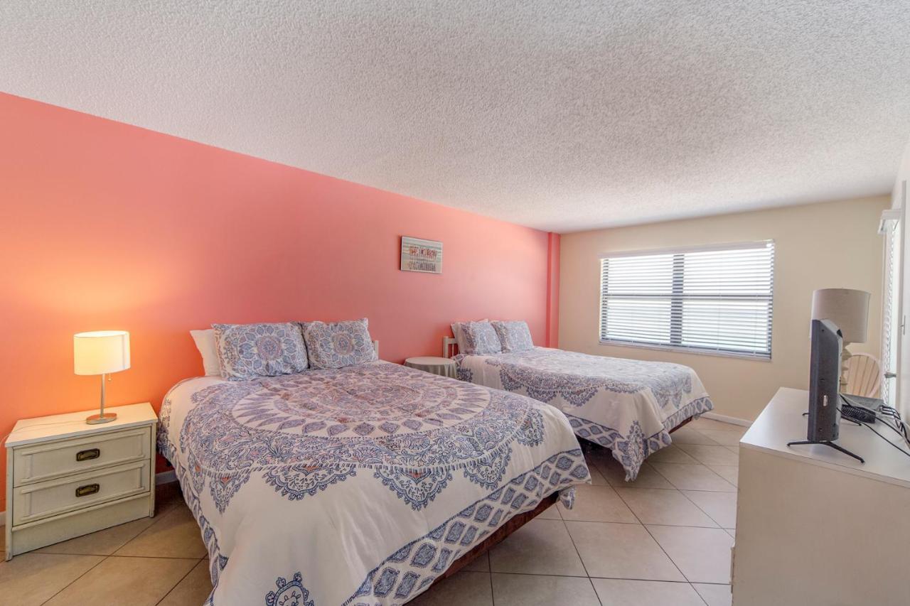 407 Beach Place Condos St. Pete Beach Esterno foto
