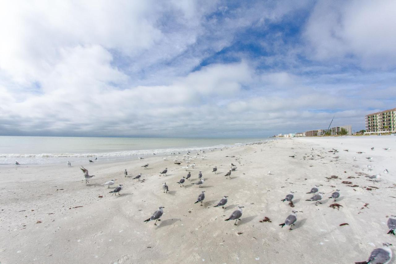407 Beach Place Condos St. Pete Beach Esterno foto